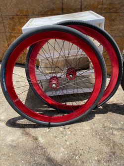 H + son  EERO deep v fixed gear fixie rims with tires