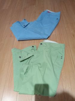 Women's Capri cargo pants bundle size 10/12