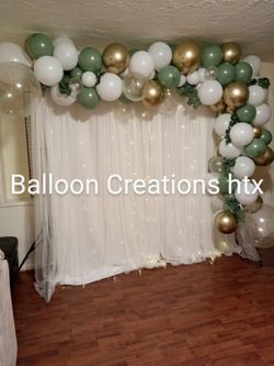 Balloon demi arch and backdrop