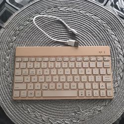Bluetooth Wireless Keyboard, Chargeable. Able To Connect To Android , Windows And iOS.
