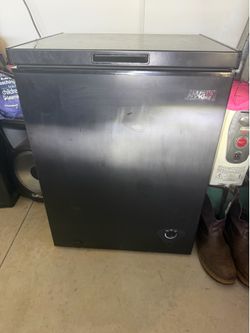 Artic freezer chest