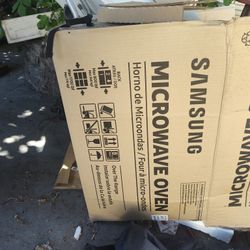 Sampson Microwave Oven