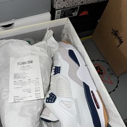 Jordan 4 SB Navy 