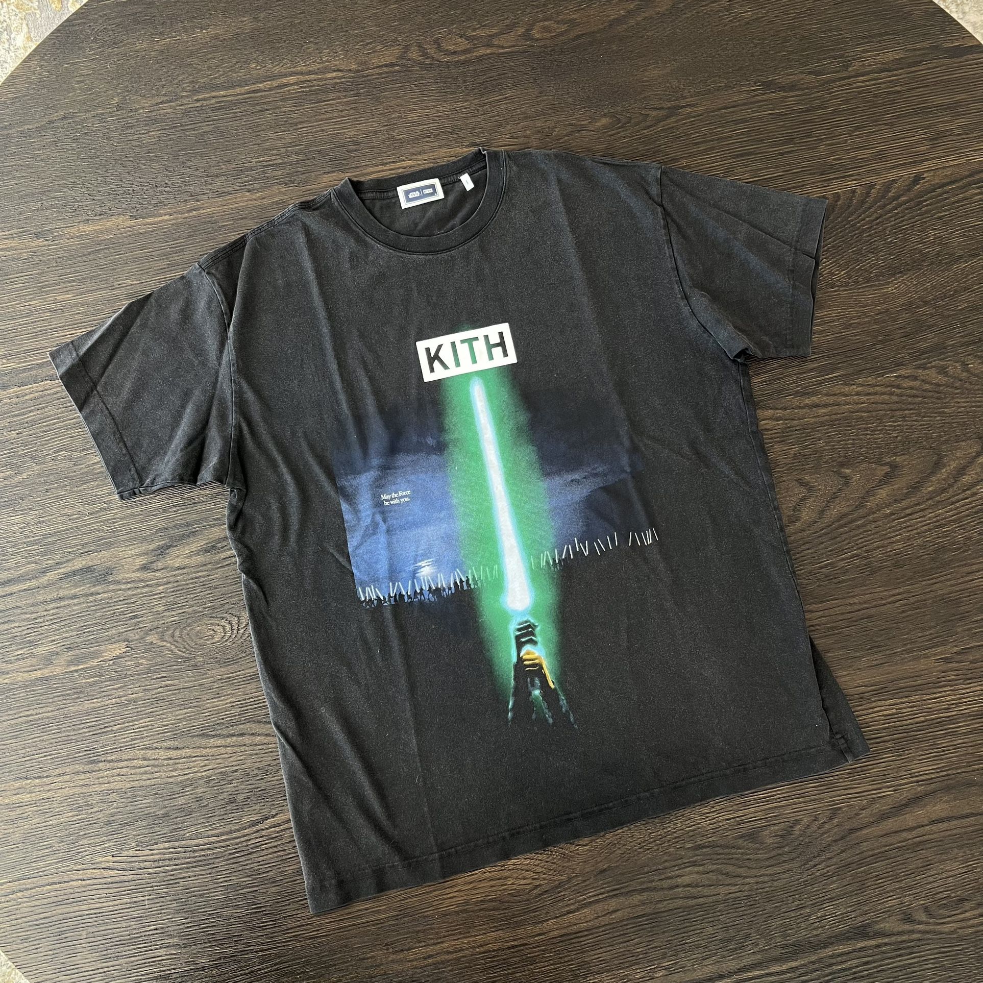 Size S - Kith x Star Wars Jedi Vs Sith Vintage Tee Black for Sale Size S - Kith x Star Wars Jedi Vs Sith Vintage Tee Black for Sale