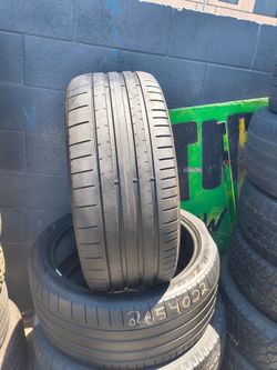 265/40/22 Pirelli