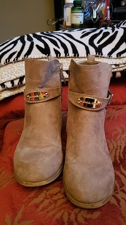 Ugg boots for kids size 3
