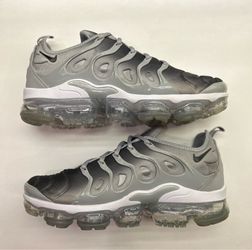 Nike Air VaporMax Plus ‘Silver Gradient’  Men’s Size 11 924453-007
