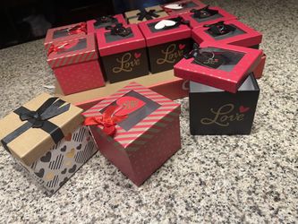 Small Gift Boxes Perfect For Valentine’s Day