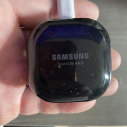 Samsung AKG Earbuds