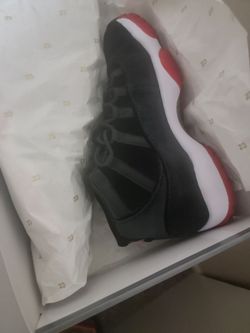 Mens jordan size 8 and 8.5