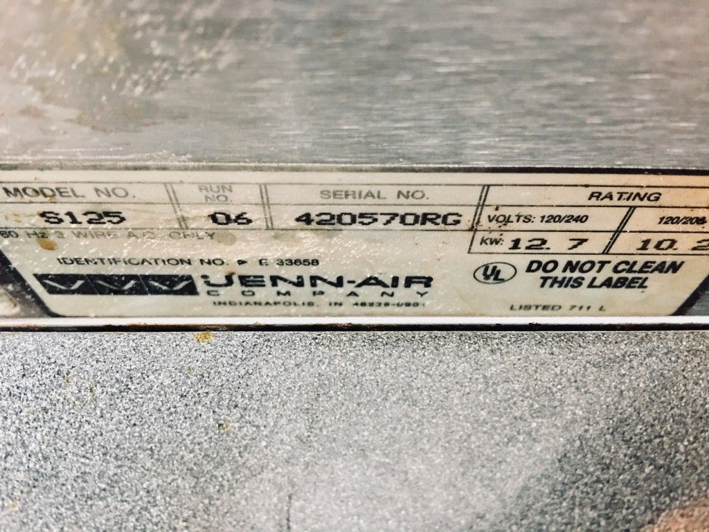 Jenn Air Vintage Range for Sale in Lutz, FL OfferUp