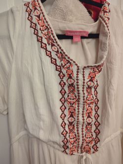 Embroidered dress size 20W
