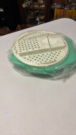 Vintage cheese grater Tupperware