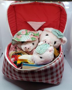 Three Little Pigs Plush, Stuffed animal, with Books