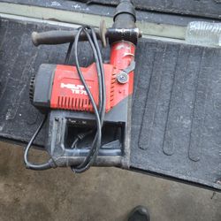 Hilti  Hammer TE75 