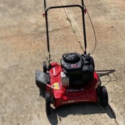 Yard Machines Auction Briggs And Stratton Hyper Tough Lawn Mower - Main Image