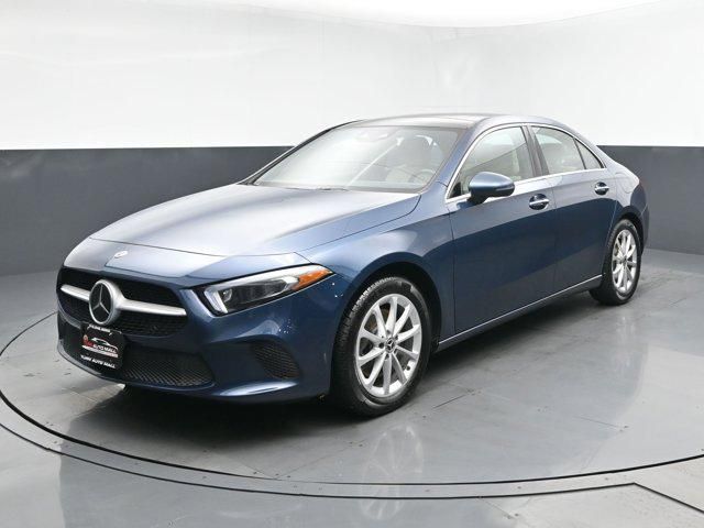 2019 Mercedes-Benz A 220