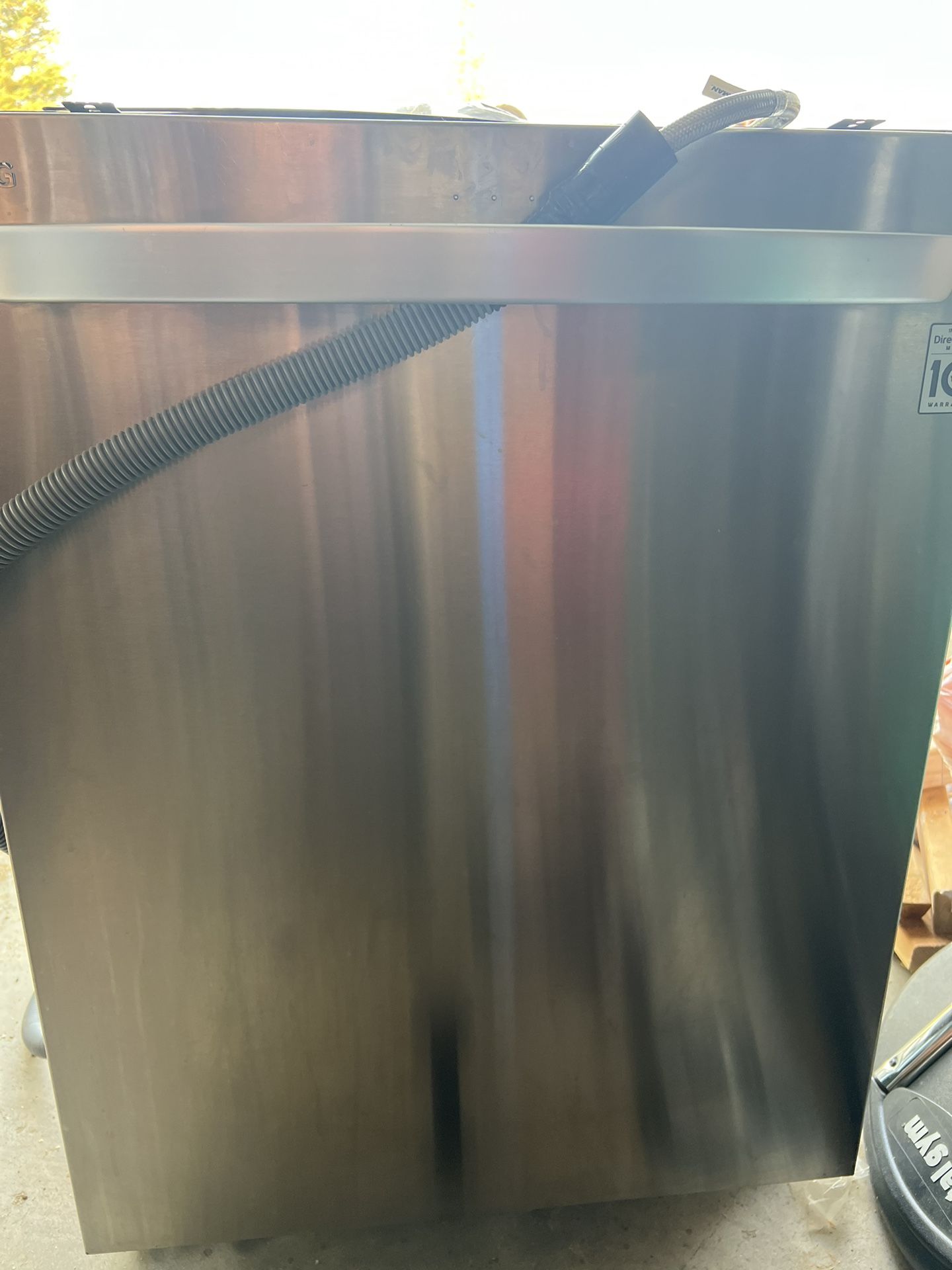 LG Dishwasher With 3rd Rack At Top