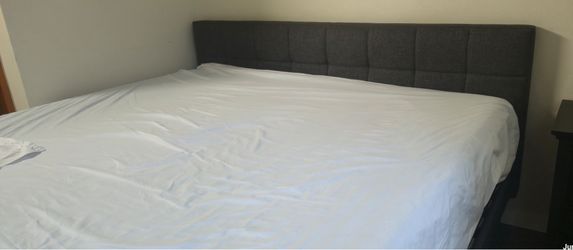 Cal King Bedroom Set