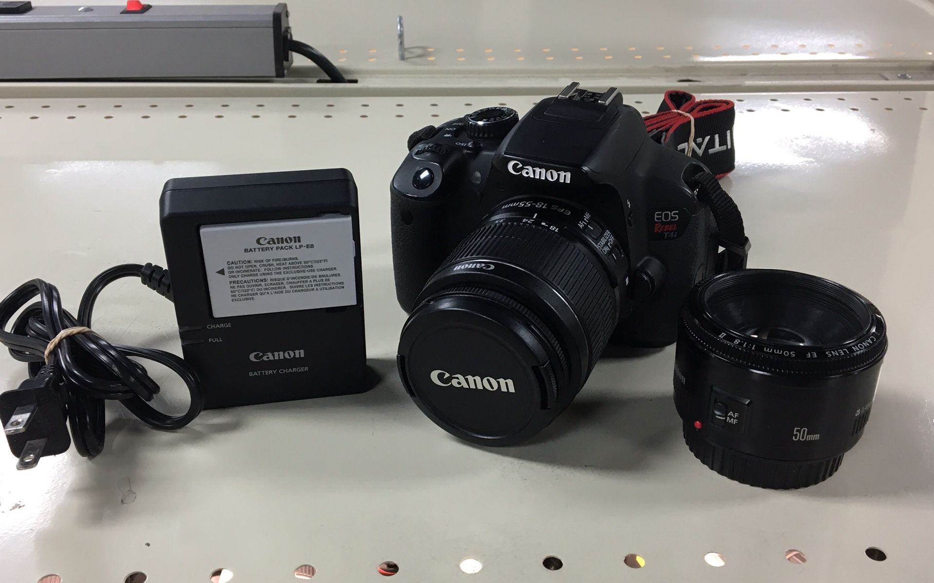 Canon EOS Rebel T4i 18.0MP DSLR Camera w. 18-55mm & 50mm Lenses