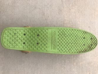 Kryptonics torpedo skate board