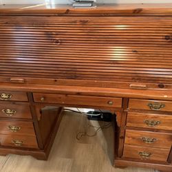 Roll-Top Desk – Good Condition