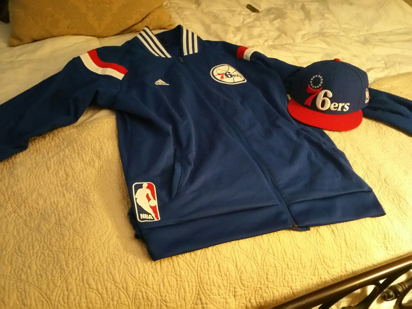 Authentic Sixes warmup jacket size xl and Mitchell and Ness fitted hat see pics for size,All Products : American Fashion Style Bags On Sale