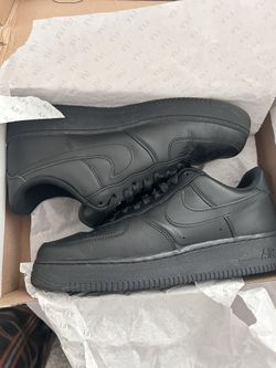 Nike Air Force 1’s Size 9