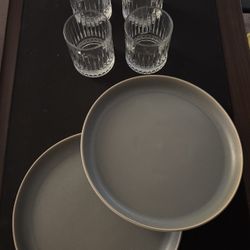 Dishes And Tumblers (2 Threshold Plates - Seagram Green & 4 Grand Mariner Tumblers) 