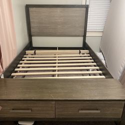 Queen Bedroom Set