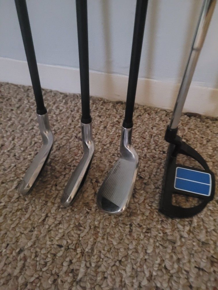 Top Flite Junior Golf Clubs 