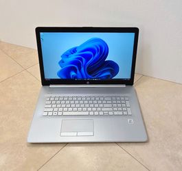 HP 17-by2053cl Laptop w/17.3 Inch FHD1920X1080,Intel Core i5-10th gen ,512GB SSD,12GB,DVDRW,Bluetooth,Win11- Great Condition-Fast