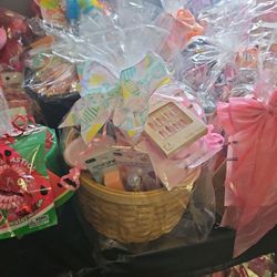 Pink Inspired Gift Basket 🧺 💗 