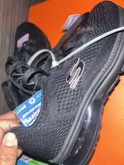 Skechers