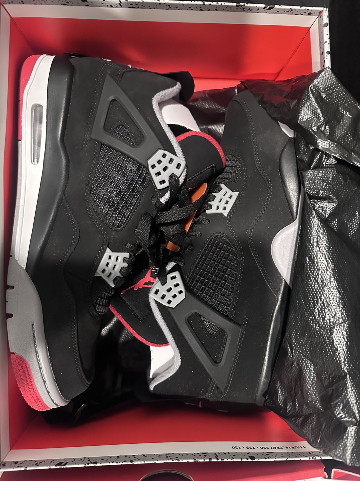 JORDAN BRED 4 RETRO