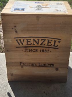 New Wenzel Pressure Lantern in Wood Crate – Unused 823018