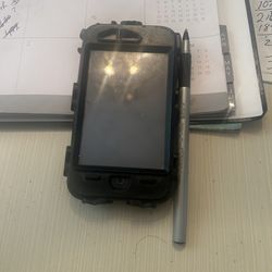 Old I phone.  Works.  Lost charging cord