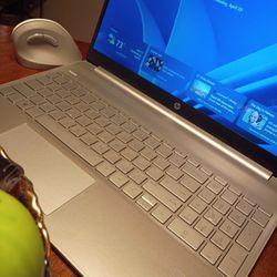Windows 11 Hp Laptop - 15 Inch Screen