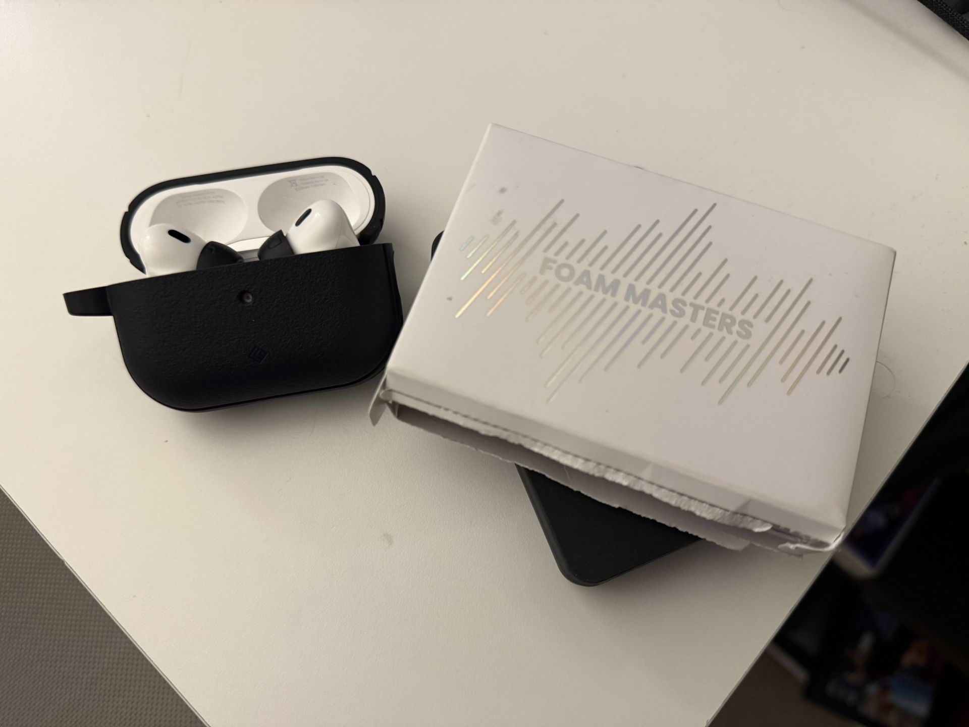 AirPods Pro 2 With Extras