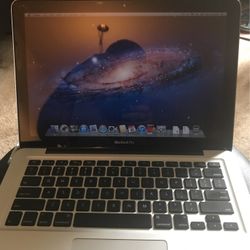 MacBook Pro  13 inches Early 2011!