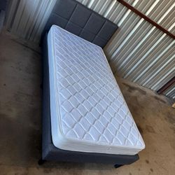 Twin Bed 