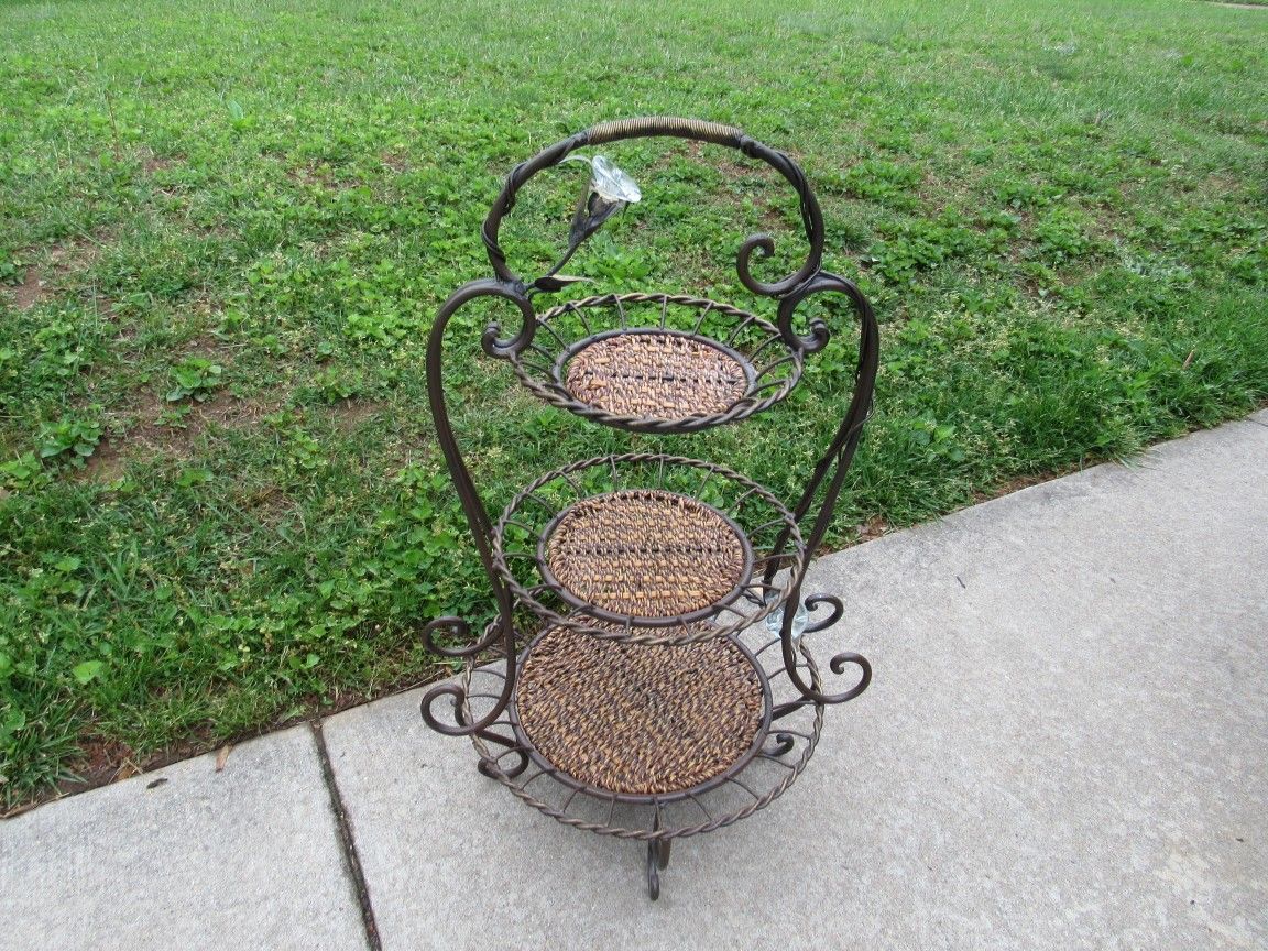 Wrought Iron Wicker Fruit 3-Tier Basket Rack Stand Antique Brass Color