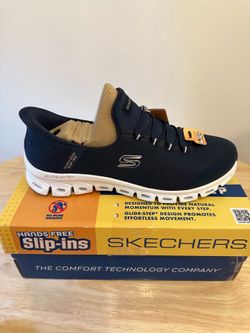 SKECHERS WOMENS SLIP-INS SNEAKERS SIZE 11
