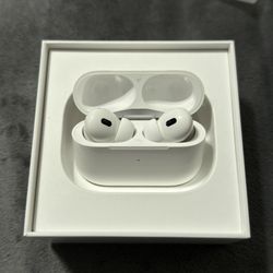 Apple AirPods Pro 2nd Gen. With Charging Case (Lightning NOT USB-C)