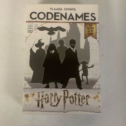 CODENAMES  Board Game ,Based On Harry Potter Films. Officially Licensed Merchandise   