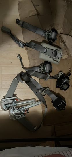 2009-2015 Nissan Rouge Front And Rest Seatbelts