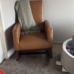 Rocking Chair 
