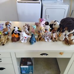 Stuffed Animals 