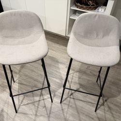 2 Bar Chairs