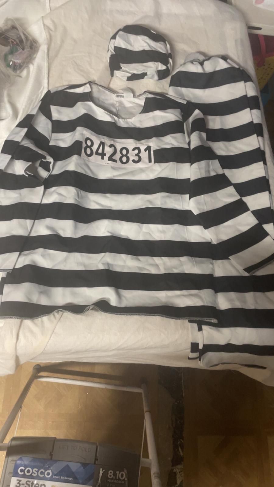 Prisoner Shirt And Pants With Hat (Adult M)